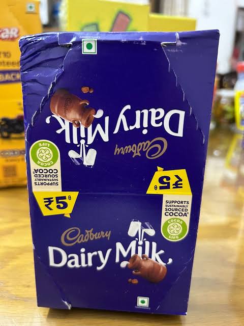 Cadbury Dairy MILK 72*5/- BOX
